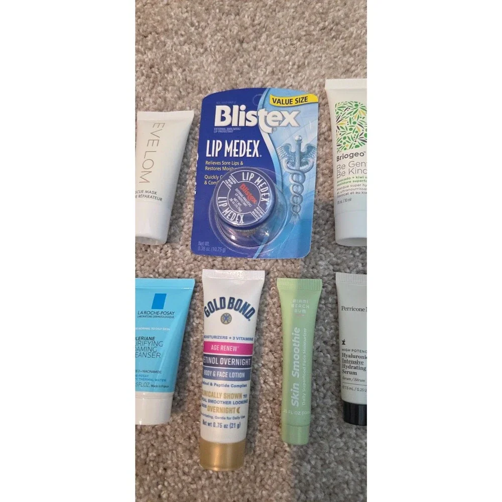 Skincare samples bundle